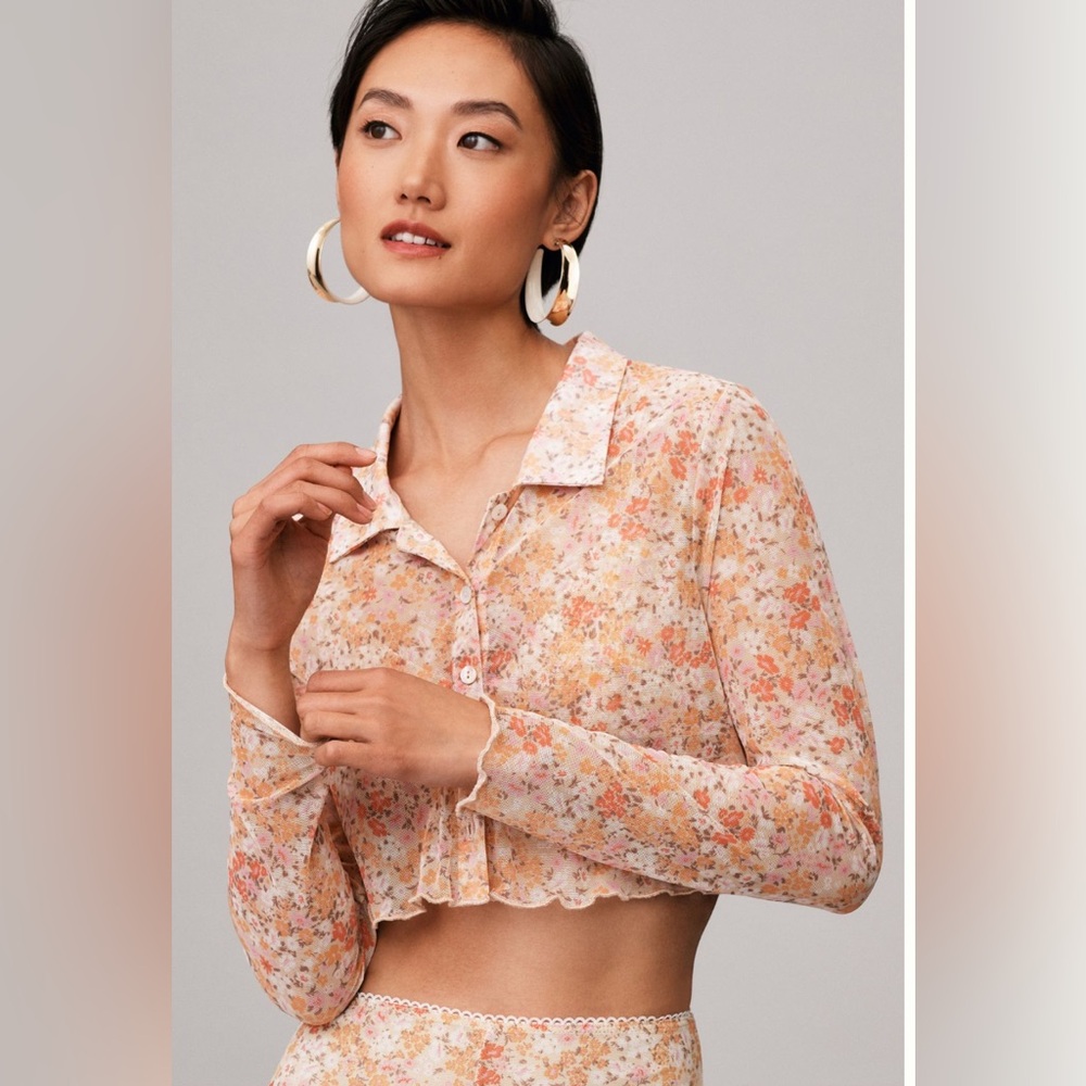NWT MEDIUM ANTHRO Sage Pink and Cream Floral Cropped Blouse + Bralette